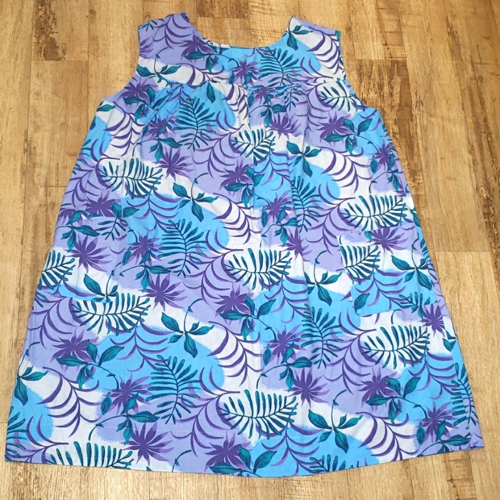Vintage 80's MooMoo Dress!! 💗